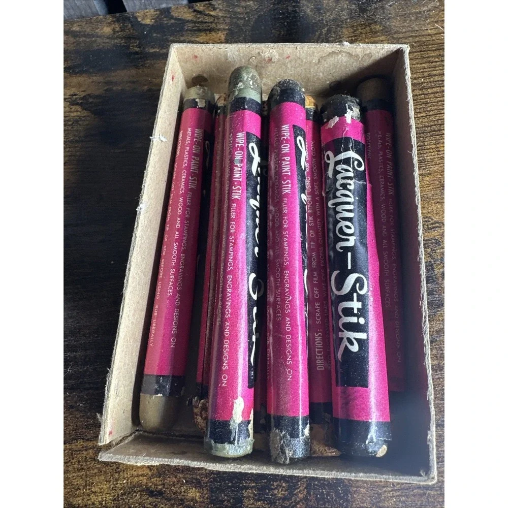 Vintage Box Lacquer Stik 